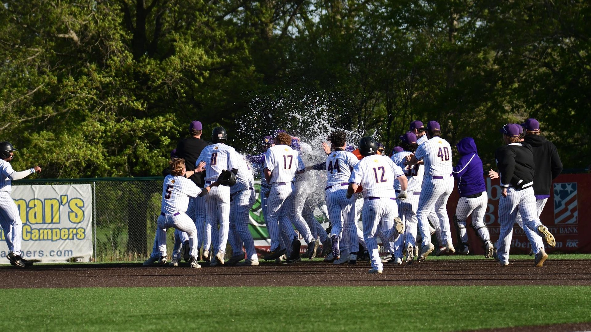 Calmes scintillating in G2 as Euts get first-ever win over Columbia
