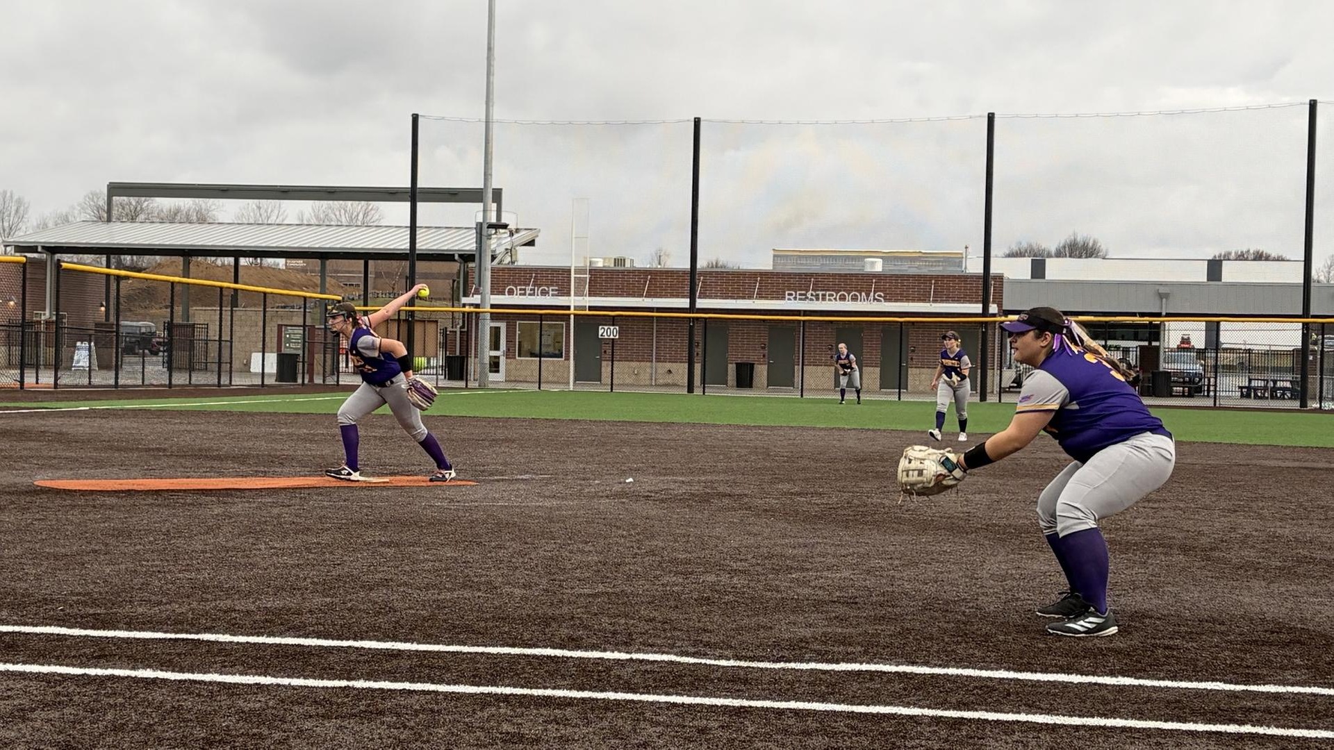 Eutectics find a way as they rally late in game two to earn a Fri. split